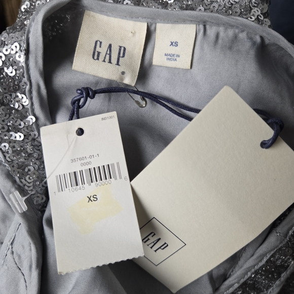 NWT GAP Silver Sequin Scoop Neck Dressy Tank Top - Picture 10 of 12
